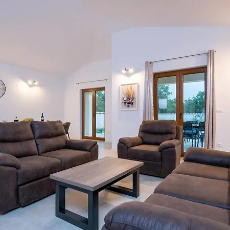 Holiday home House Luca *