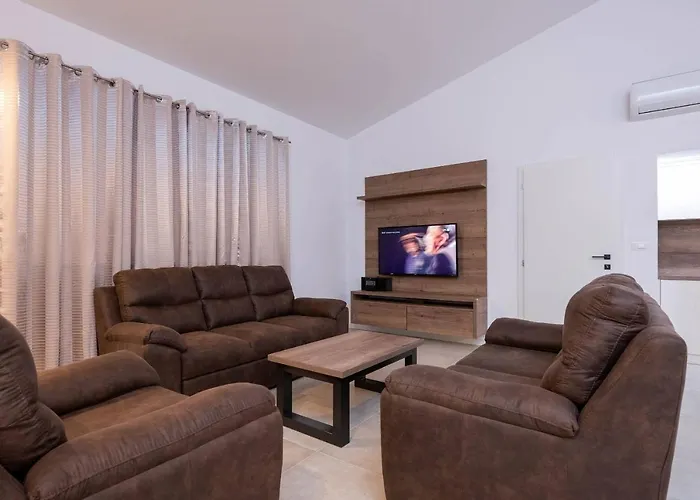 House Luca 포레치