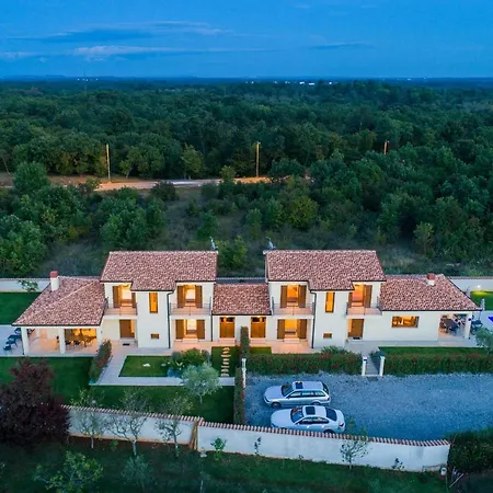 House Luca Tatil Evi *